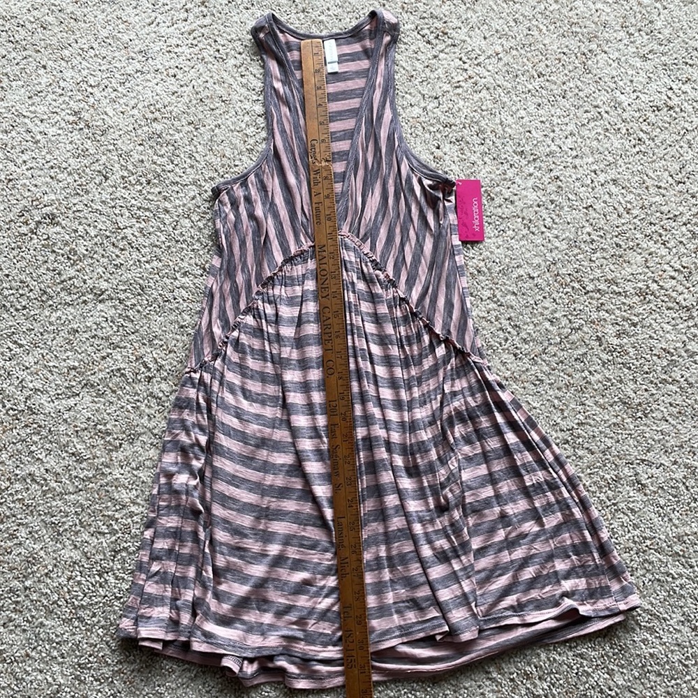 2/$14 Xhiliration AND Mossimo tanks. Pink and Grey. Size Large and Medium. New. - Picture 9 of 15